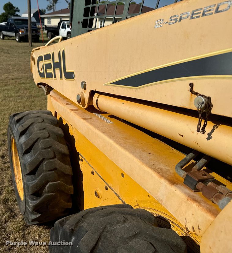 image for item DX3532 2005 Gehl 5640 Turbo skid steer loader
