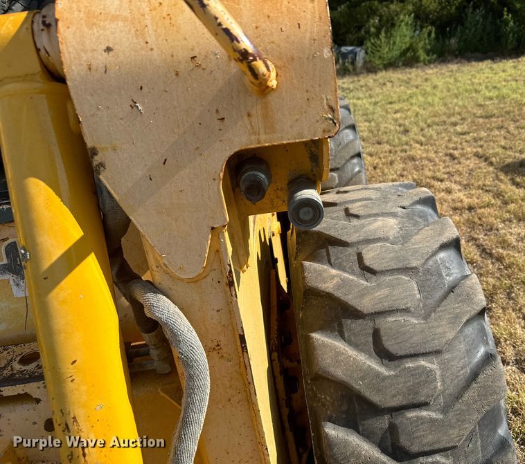 image for item DX3532 2005 Gehl 5640 Turbo skid steer loader