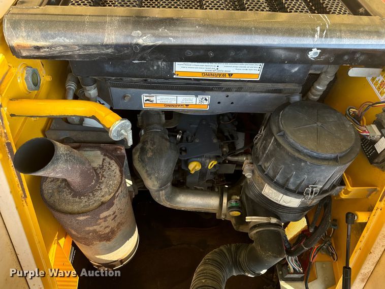 image for item DX3532 2005 Gehl 5640 Turbo skid steer loader