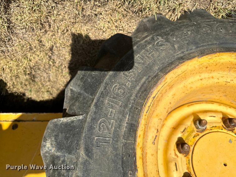 image for item DX3532 2005 Gehl 5640 Turbo skid steer loader