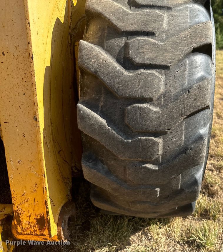 image for item DX3532 2005 Gehl 5640 Turbo skid steer loader