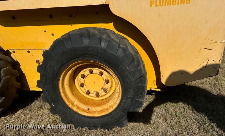 image for item DX3532 2005 Gehl 5640 Turbo skid steer loader