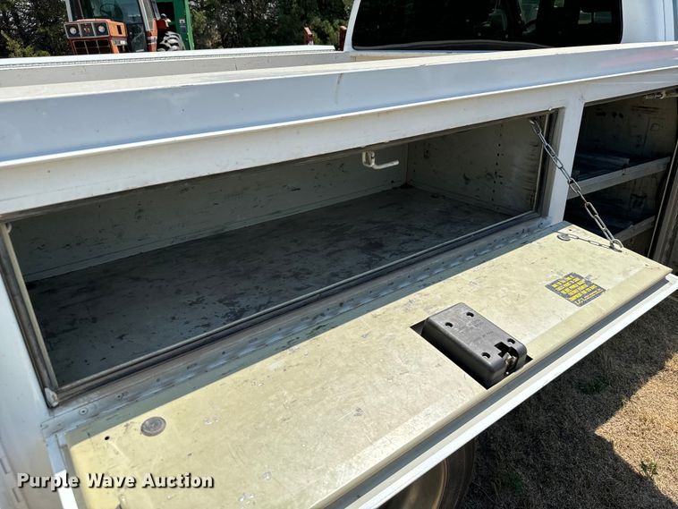 image for item DX3541 2013 Ford F550 Super Duty XL SuperCab utility / service truck