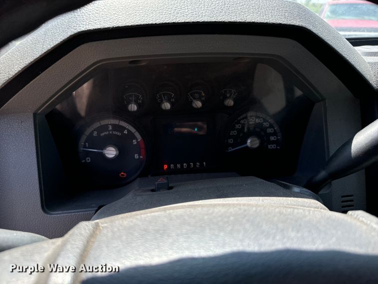 image for item DX3541 2013 Ford F550 Super Duty XL SuperCab utility / service truck