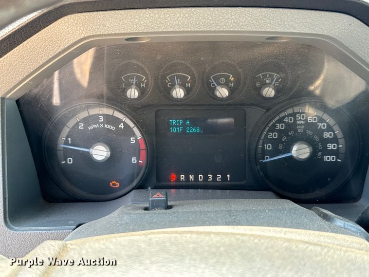 image for item DX3541 2013 Ford F550 Super Duty XL SuperCab utility / service truck