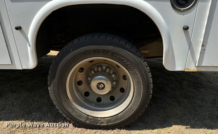 image for item DX3541 2013 Ford F550 Super Duty XL SuperCab utility / service truck