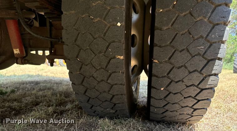 image for item DX3541 2013 Ford F550 Super Duty XL SuperCab utility / service truck