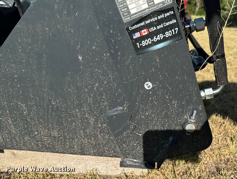 image for item DX3546 2023 Wolverine  MCB-11-48W compact utility loader four-in-one bucket