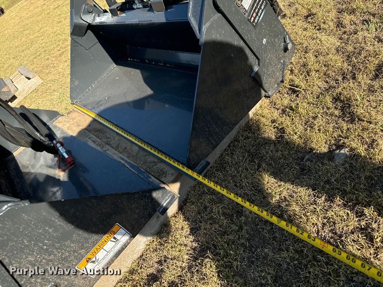 image for item DX3546 2023 Wolverine  MCB-11-48W compact utility loader four-in-one bucket