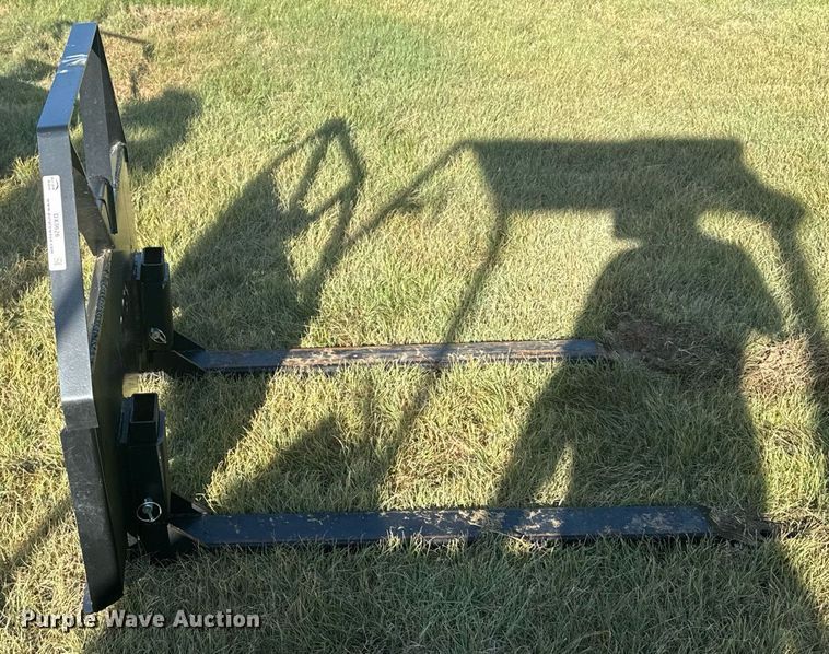 image for item DX3626 Titan skid steer forks