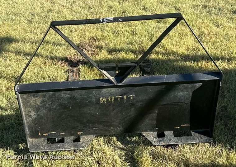 image for item DX3626 Titan skid steer forks