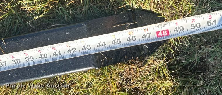 image for item DX3627 Titan skid steer forks