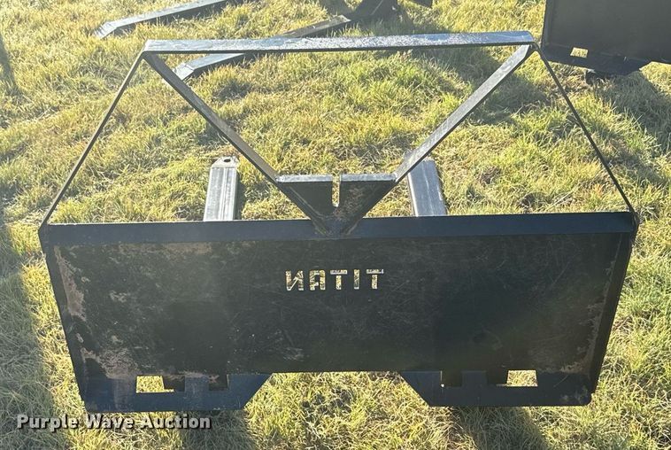 image for item DX3629 Titan skid steer forks