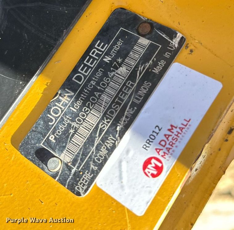 image for item DX3633 2005 John Deere 320 skid steer loader