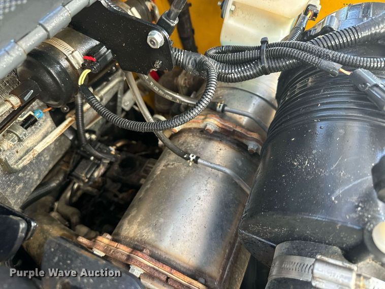 image for item DX3634 2015 John Deere 320E skid steer loader