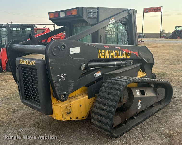 image for item DX3696 2006 New Holland LT185B tracked skid steer loader