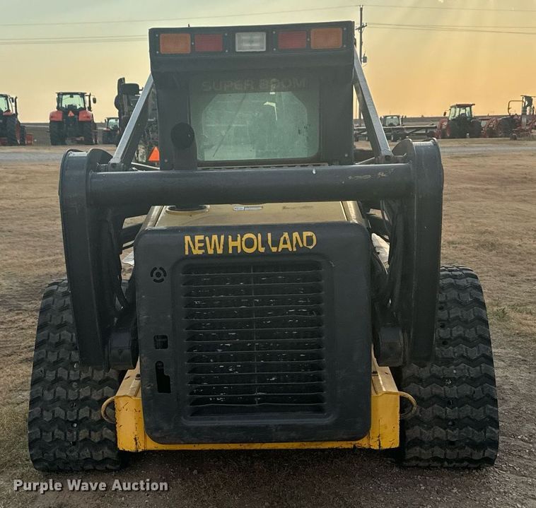 image for item DX3696 2006 New Holland LT185B tracked skid steer loader