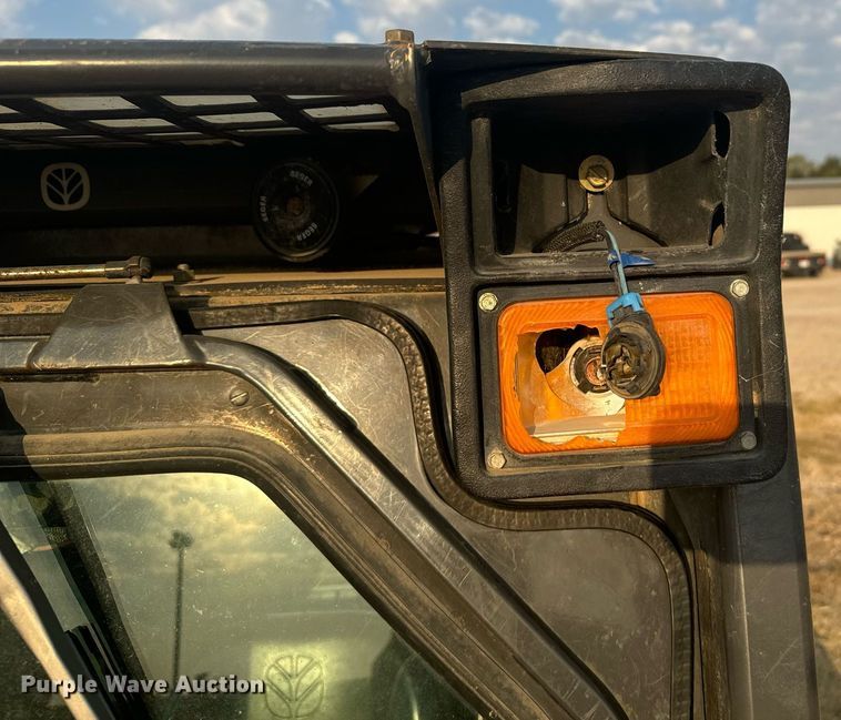 image for item DX3696 2006 New Holland LT185B tracked skid steer loader