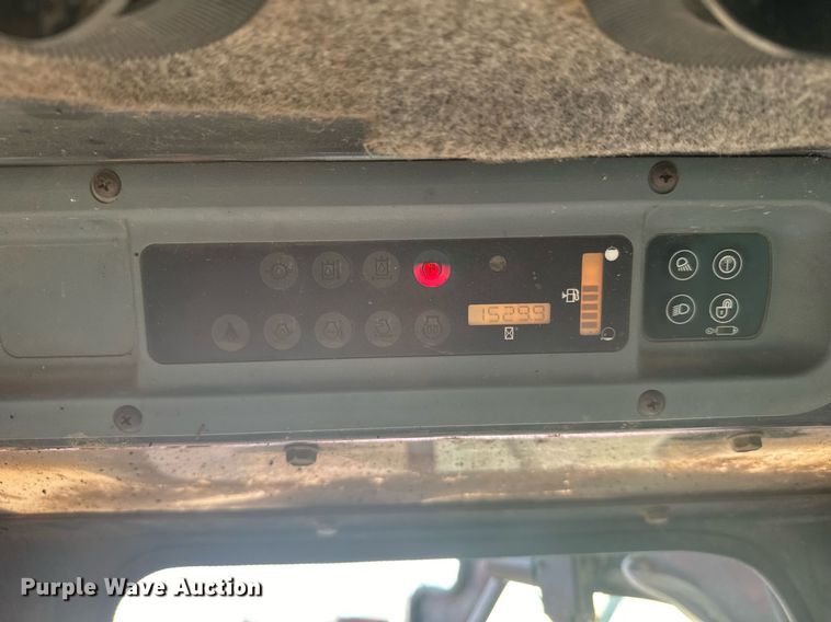 image for item DX3696 2006 New Holland LT185B tracked skid steer loader
