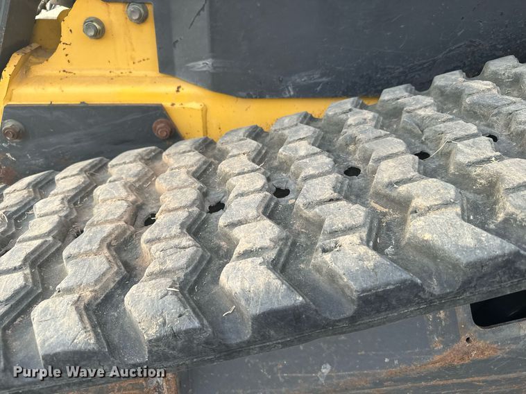 image for item DX3696 2006 New Holland LT185B tracked skid steer loader