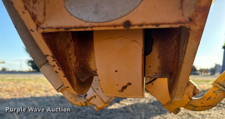 image for item DX3711 21' 5