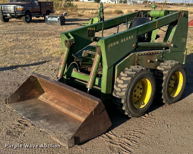 image for item DX3712 John Deere 170 skid steer loader