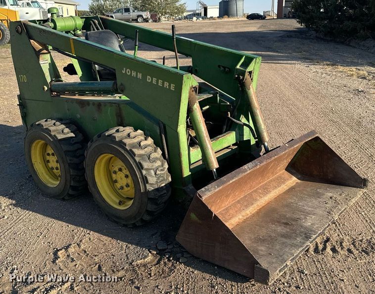 image for item DX3712 John Deere 170 skid steer loader