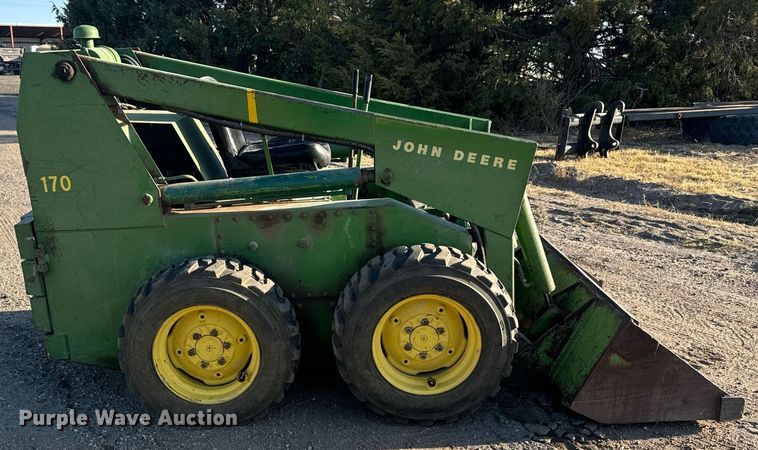 image for item DX3712 John Deere 170 skid steer loader