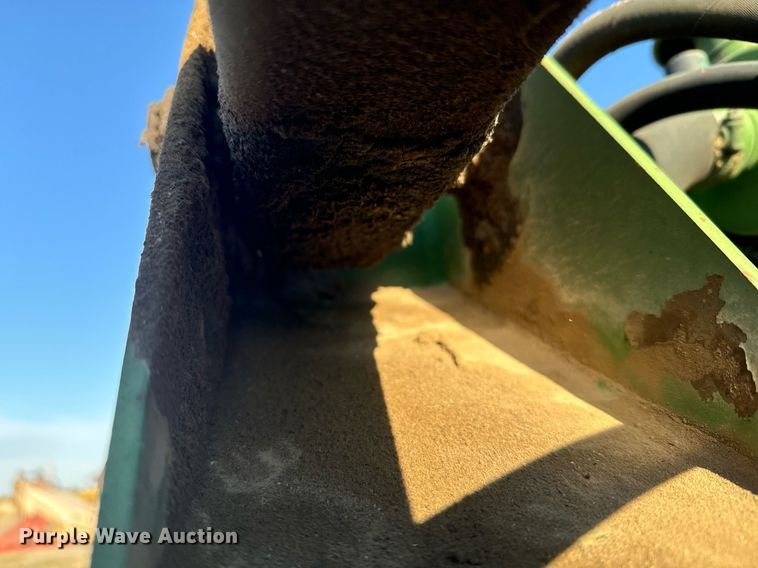 image for item DX3712 John Deere 170 skid steer loader