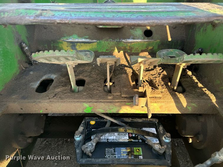 image for item DX3712 John Deere 170 skid steer loader