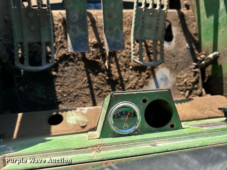 image for item DX3712 John Deere 170 skid steer loader