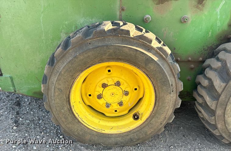 image for item DX3712 John Deere 170 skid steer loader