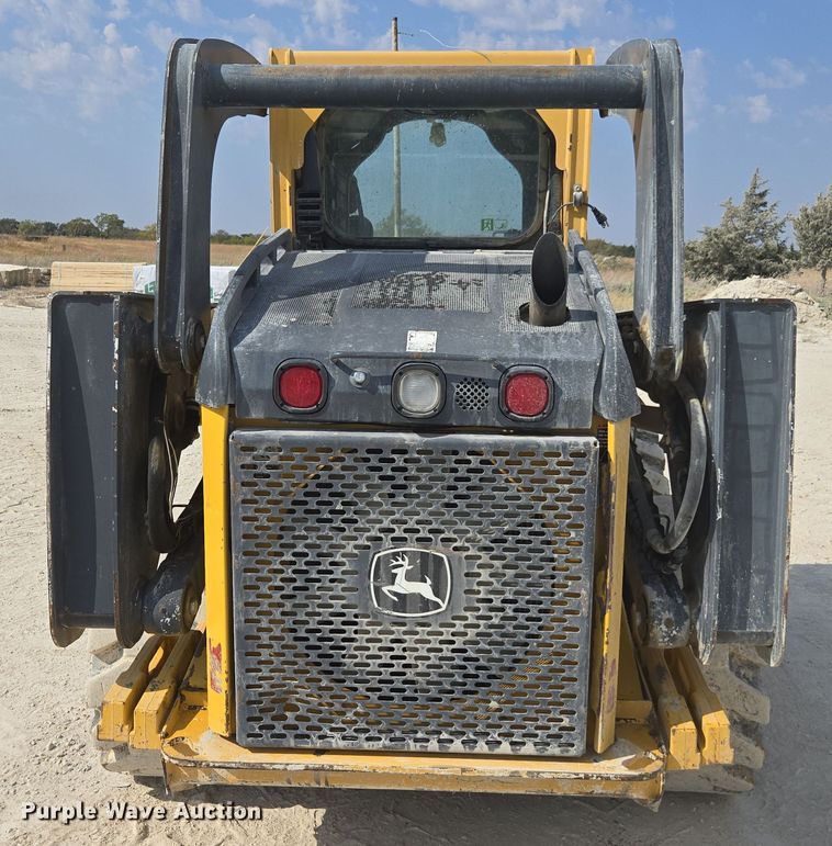 image for item EE7824 2011 John Deere 328D skid steer loader