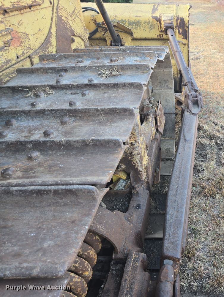 image for item EE7833 1978 Caterpillar  D6D dozer