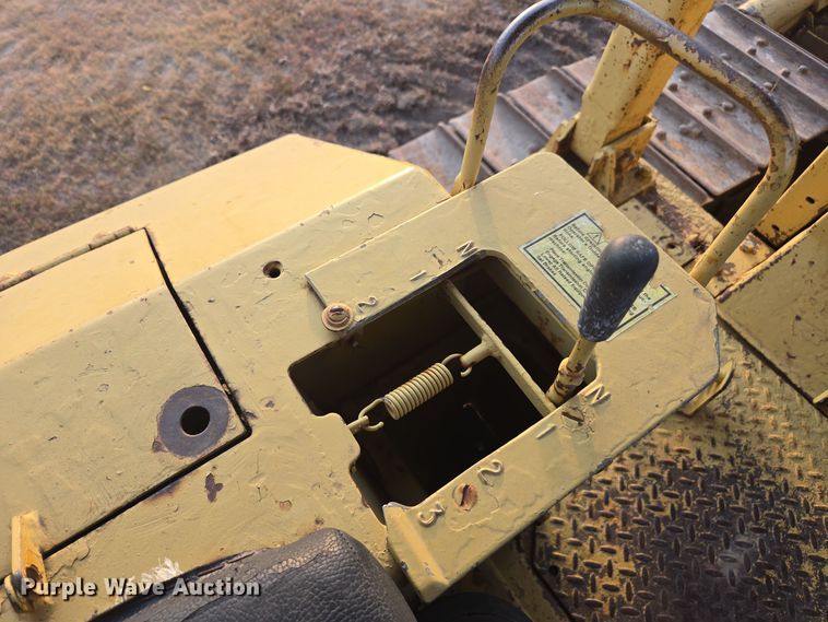 image for item EE7833 1978 Caterpillar  D6D dozer