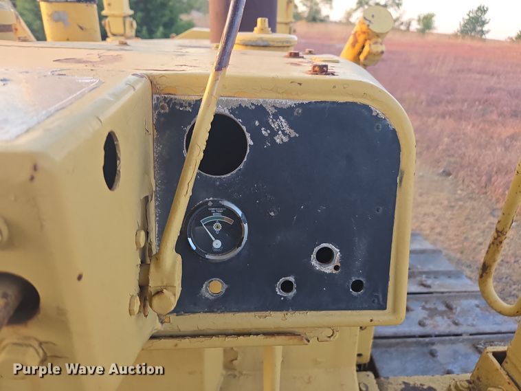 image for item EE7833 1978 Caterpillar  D6D dozer
