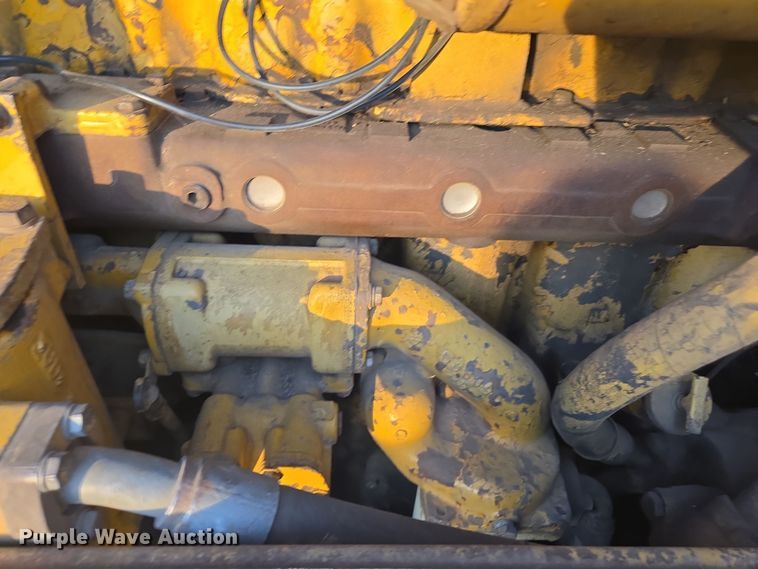image for item EE7833 1978 Caterpillar  D6D dozer