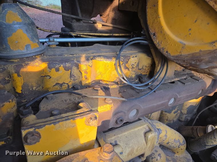 image for item EE7833 1978 Caterpillar  D6D dozer