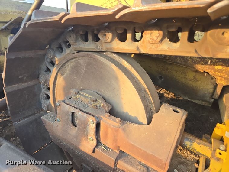 image for item EE7833 1978 Caterpillar  D6D dozer