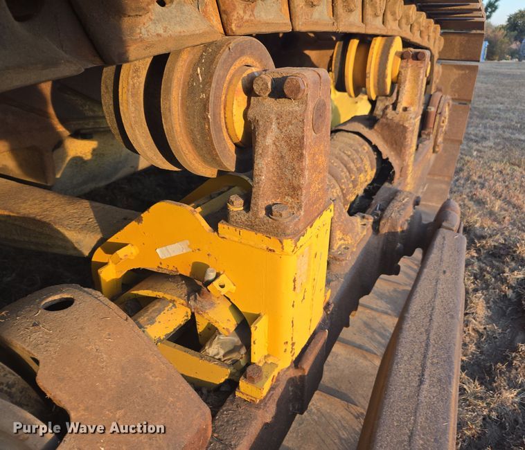 image for item EE7833 1978 Caterpillar  D6D dozer
