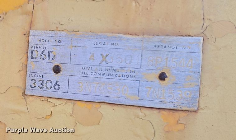 image for item EE7833 1978 Caterpillar  D6D dozer