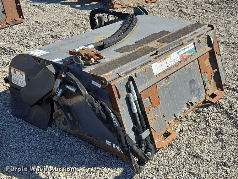 image for item EE8564 2007 Bobcat  skid steer sweeper