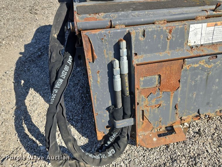 image for item EE8564 2007 Bobcat  skid steer sweeper