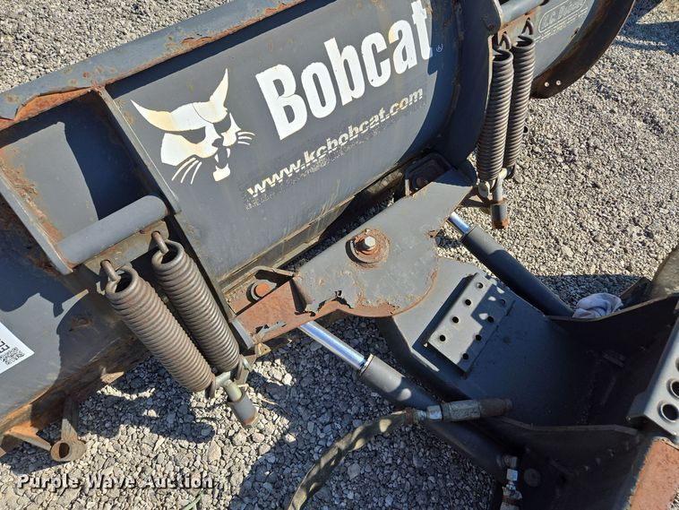 image for item EE8565 2007 Bobcat  skid steer snow pusher