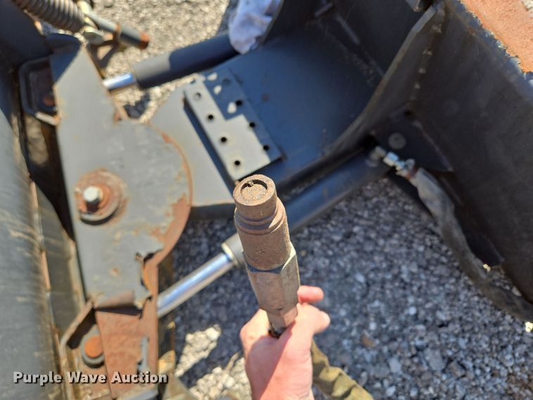 image for item EE8565 2007 Bobcat  skid steer snow pusher