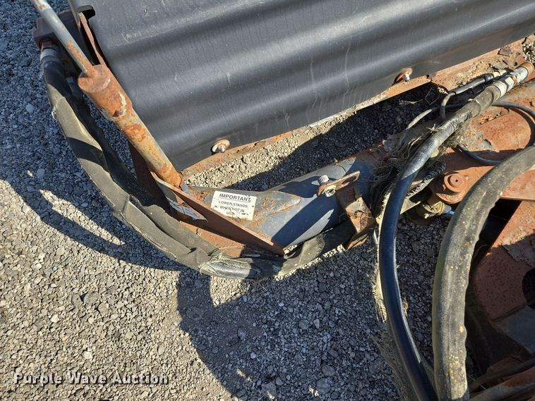 image for item EE8566 2007 Bobcat  skid steer broom