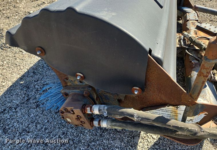 image for item EE8566 2007 Bobcat  skid steer broom