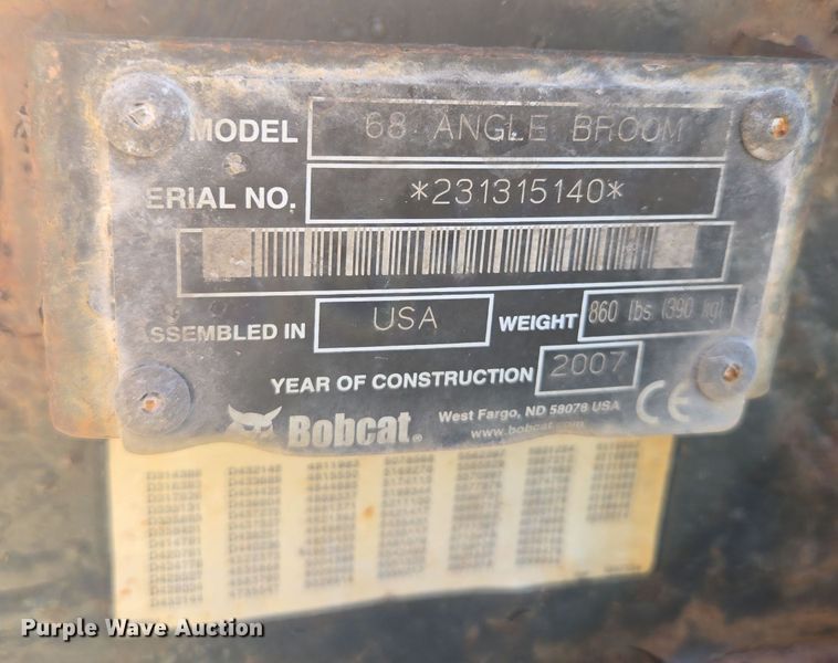 image for item EE8566 2007 Bobcat  skid steer broom