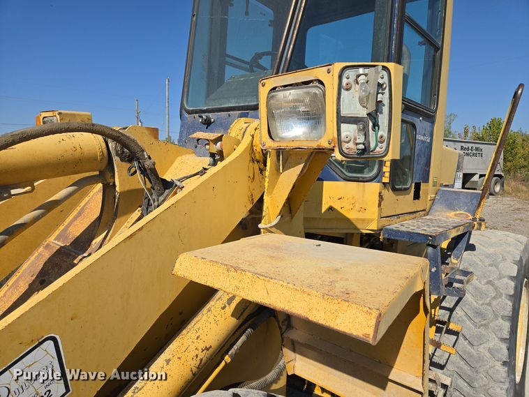 image for item EE8588 1995 Komatsu  WA180-1 wheel loader