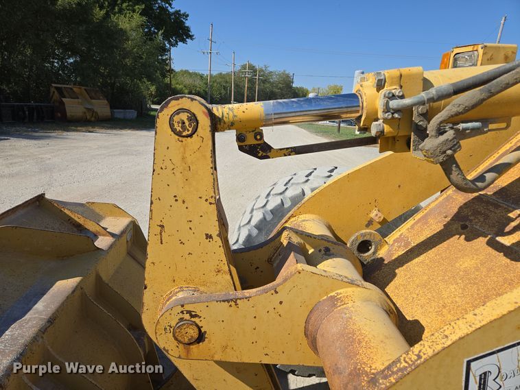 image for item EE8588 1995 Komatsu  WA180-1 wheel loader